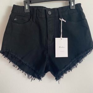 NWT KanCan black shorts Size 27